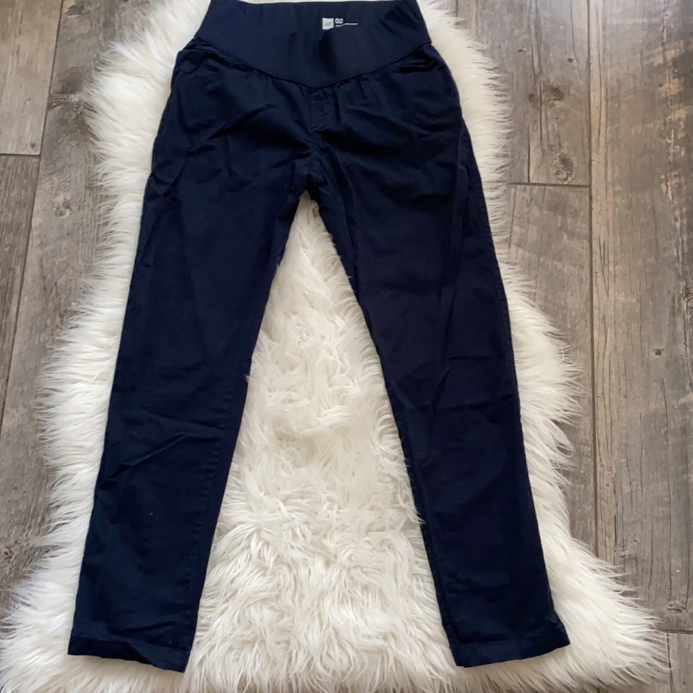 Gap & A Pea in the Pod maternity lot